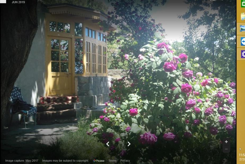 Mountain Refuge Guest House Karimabad  Bagian luar foto